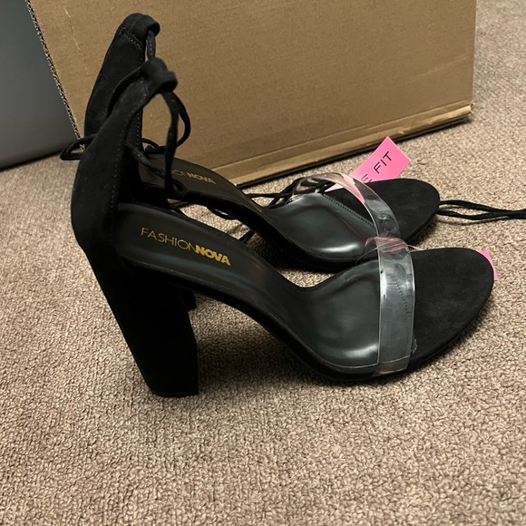 Fashion Nova Wide Heels - Picture 3 of 3